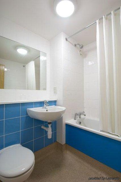 Travelodge Dundee Central Hotel Esterno foto